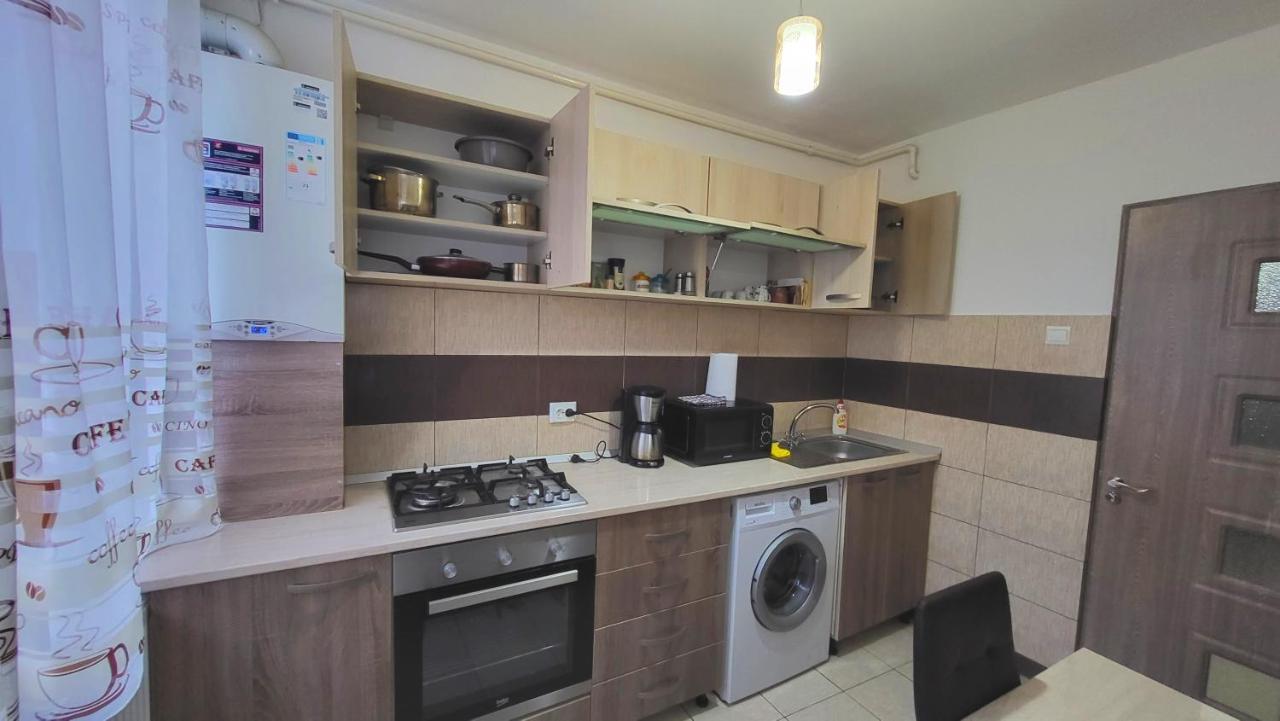 Apartament Navi 오네슈티 외부 사진