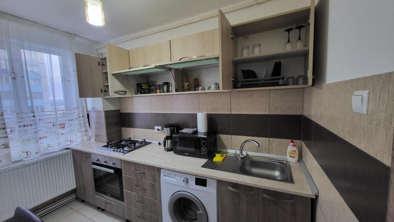 Apartament Navi 오네슈티 외부 사진